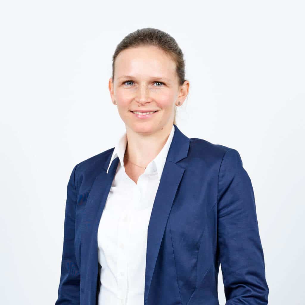 Julia Weber, KIS