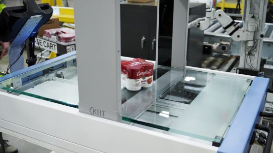 Poste d’entrée des marchandises, Système de mesure entièrement automatique, MultiScan Pour une gestion efficace des entrepôts, il est important que les produits aient la bonne taille, le bon volume et le bon poids. MultiScan entièrement automatique a été conçu pour cela. Il contribue à la planification et la gestion optimales de la logistique.