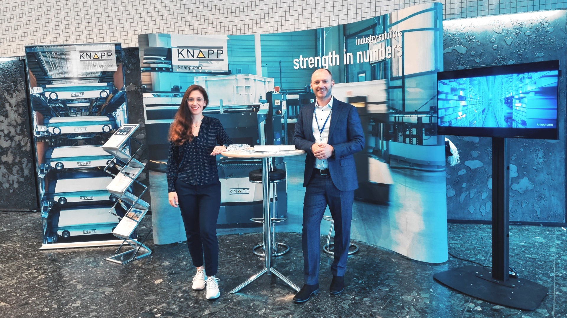 KNAPP Deutschland GmbH sales team at a congress.