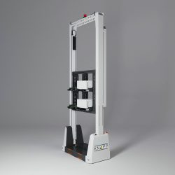 Open_Shuttle_Store_KNAPP_Store_Bot The Open Shuttle Store features autonomous mobile robots (AMR)